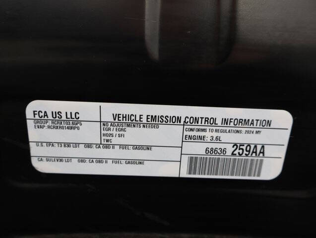 2024 Chrysler Pacifica Touring L