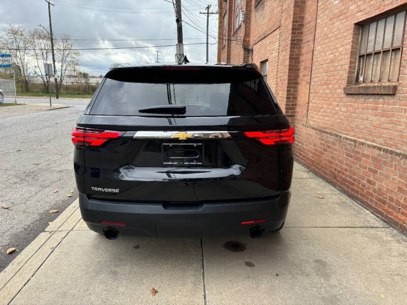 2022 Chevrolet Traverse LS