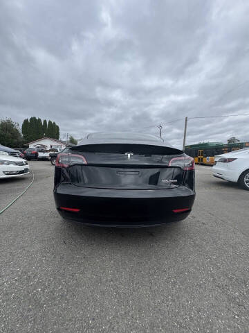 2023 Tesla Model 3 Performance