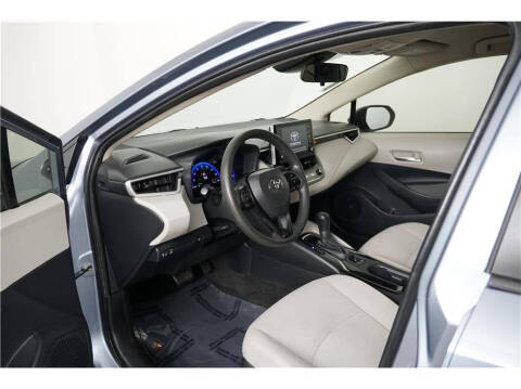 2020 Toyota Corolla Hybrid LE