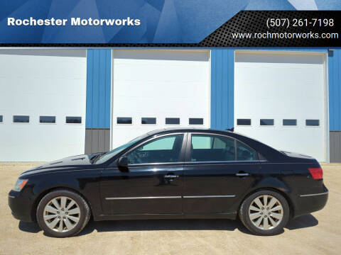 2009 Hyundai Sonata for sale at Rochester Motorworks in Rochester MN