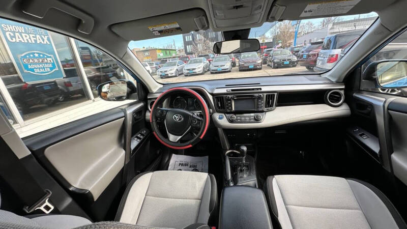 2017 Toyota RAV4 Hybrid XLE