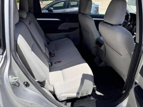 2018 Toyota Highlander Hybrid LE