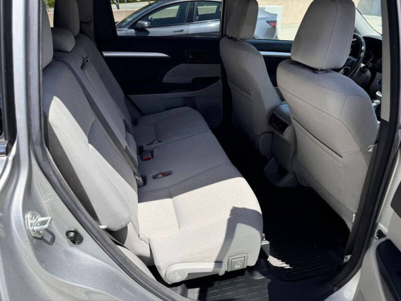 2018 Toyota Highlander Hybrid LE