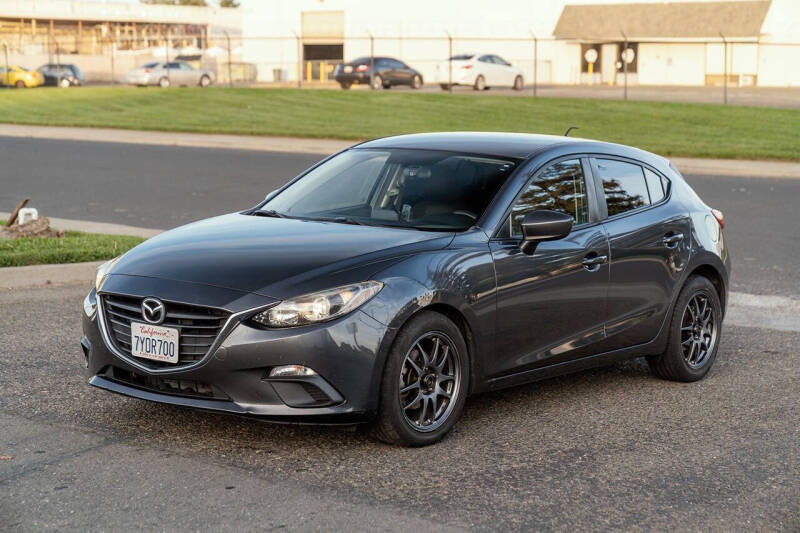 2016 Mazda MAZDA3 i Sport