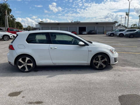 2016 Volkswagen Golf GTI S