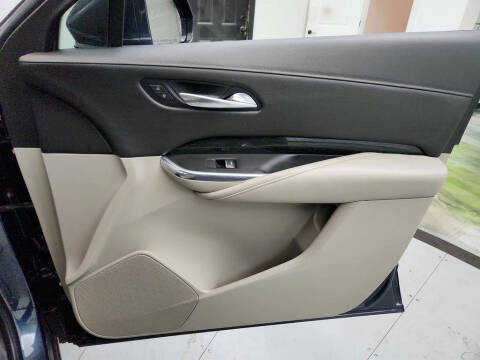 2019 Cadillac XT4 Premium Luxury