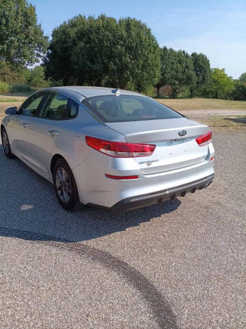 2020 Kia Optima LX