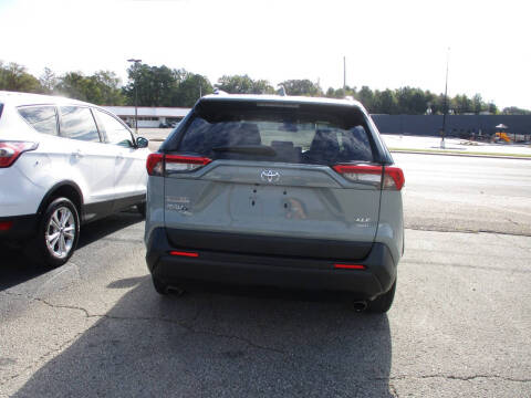 2021 Toyota RAV4 XLE