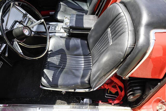 1964 Ford Thunderbird