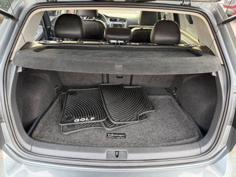 2017 Volkswagen Golf TSI Wolfsburg Edition