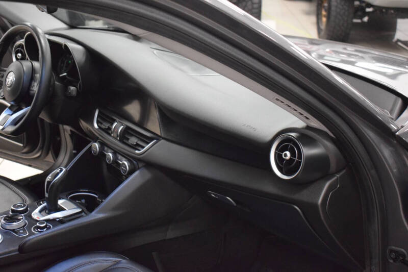 2021 Alfa Romeo Giulia Sprint