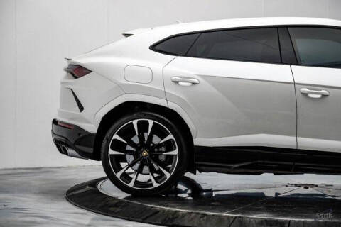 2022 Lamborghini Urus
