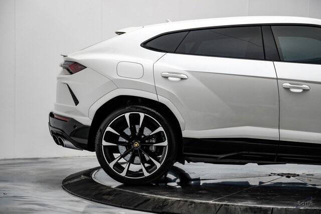 2022 Lamborghini Urus