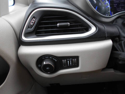 2020 Chrysler Pacifica Touring L