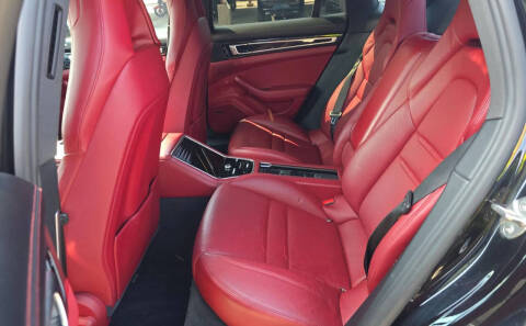 2018 Porsche Panamera