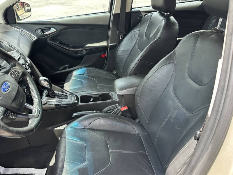 2017 Ford Focus Titanium