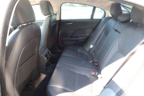 2017 Jaguar XE 35t First Edition