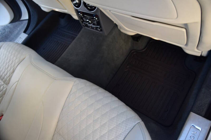 2019 Jaguar XJ Collection