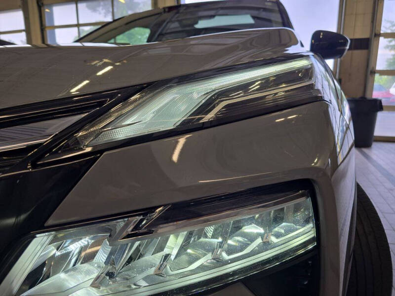 2024 Nissan Rogue Platinum