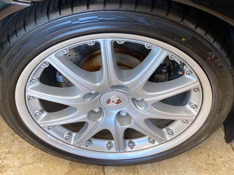 2000 Porsche 911 Carrera