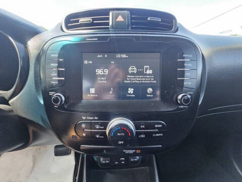 2018 Kia Soul +