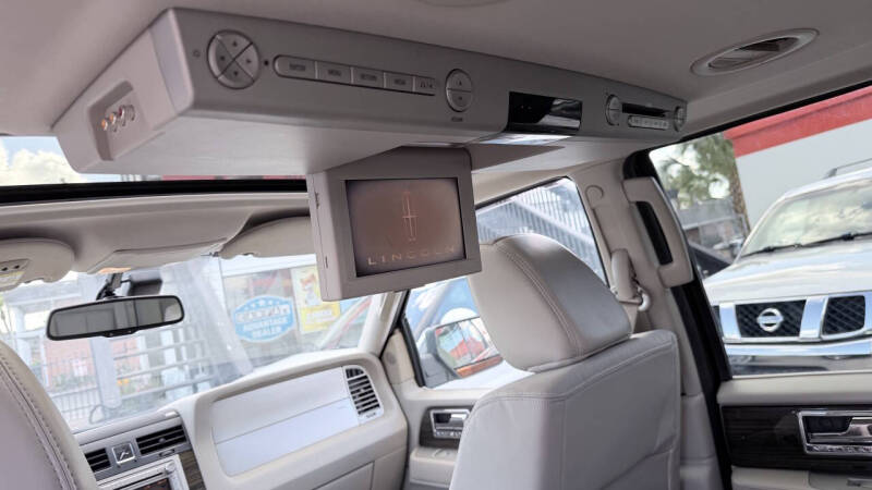 2010 Lincoln Navigator