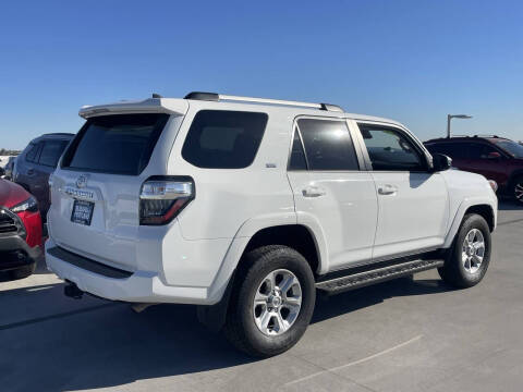 2024 Toyota 4Runner SR5