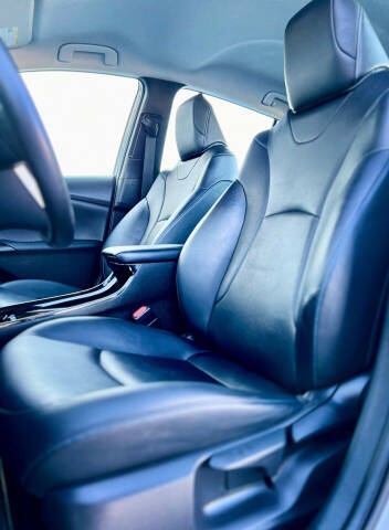 2017 Toyota Prius Four Touring