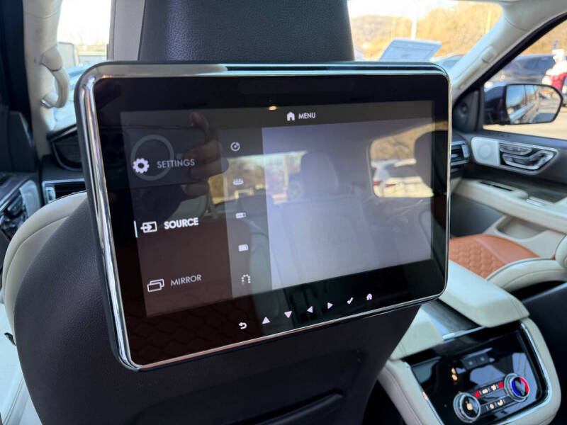 2018 Lincoln Navigator Black Label