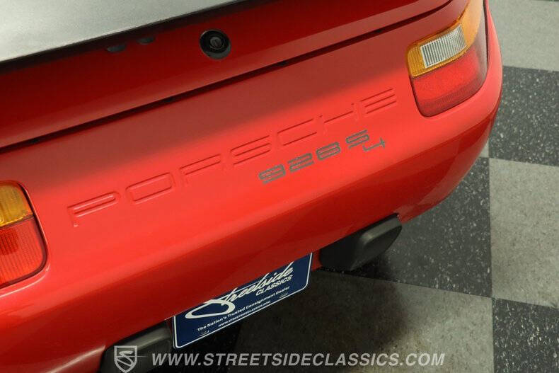 1989 Porsche 928 S4