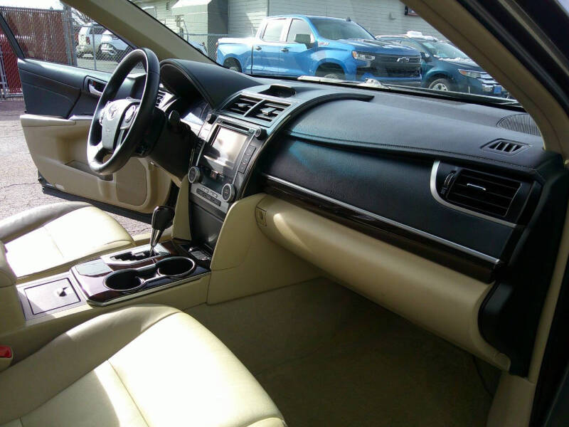 2014 Toyota Camry XLE