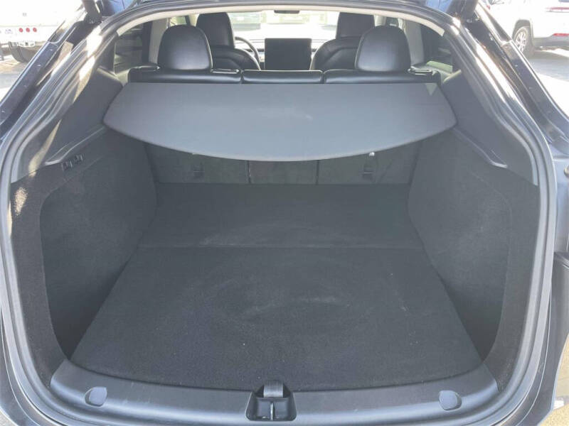 2024 Tesla Model Y Performance