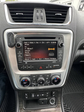 2016 GMC Acadia SLT-1