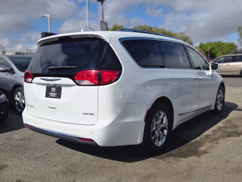 2018 Chrysler Pacifica Limited