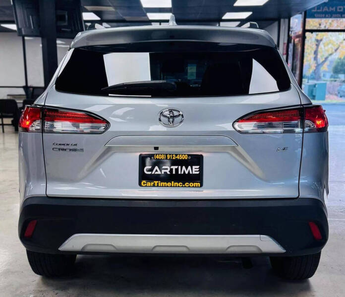 2023 Toyota Corolla Cross LE