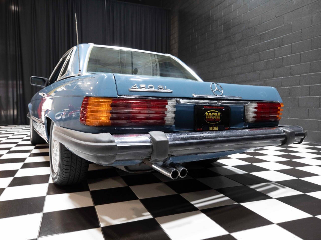 1977 Mercedes-Benz 450 SL 17
