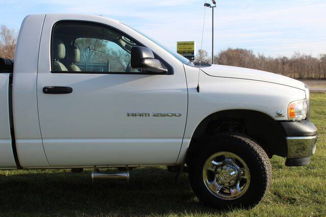 2004 Dodge Ram 2500 null photo 9