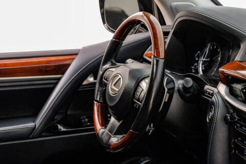 2019 Lexus LX 570 Three-Row