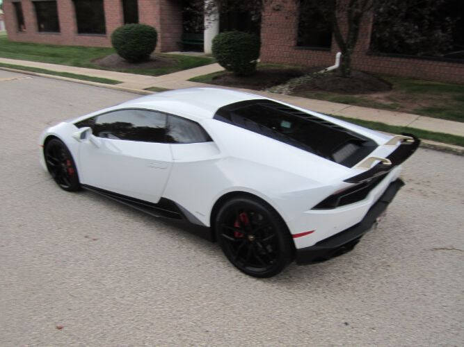 2015 Lamborghini Huracan LP 610-4