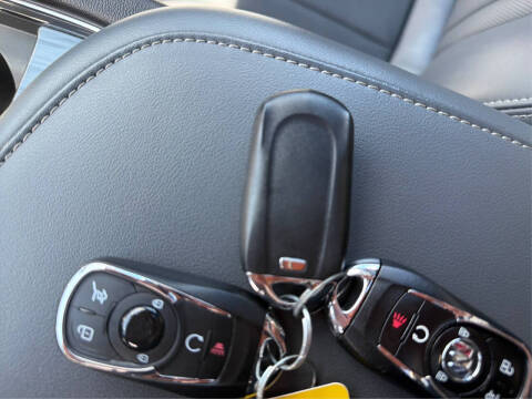 2023 Buick Enclave Essence