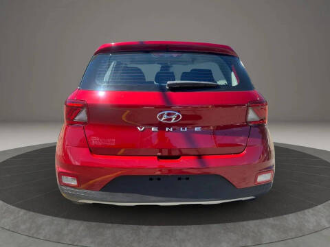 2025 Hyundai Venue SE