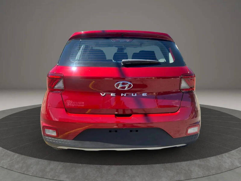 2025 Hyundai Venue SE