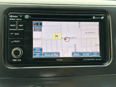 2014 Toyota Sienna XLE 8-Passenger