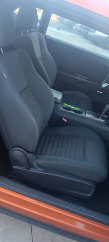 2011 Dodge Challenger SE