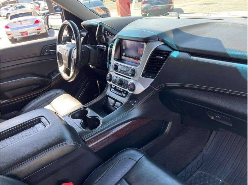 2015 GMC Yukon XL SLT