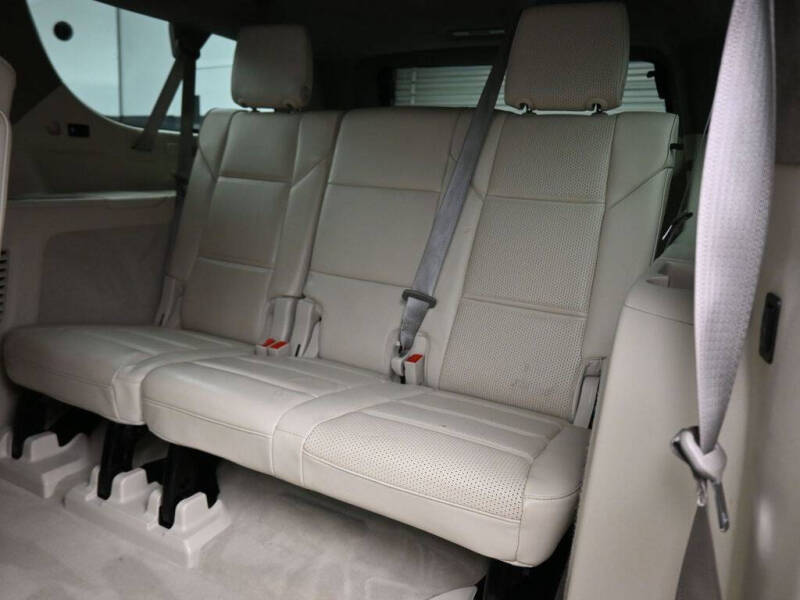 2023 Cadillac Escalade ESV Sport Platinum