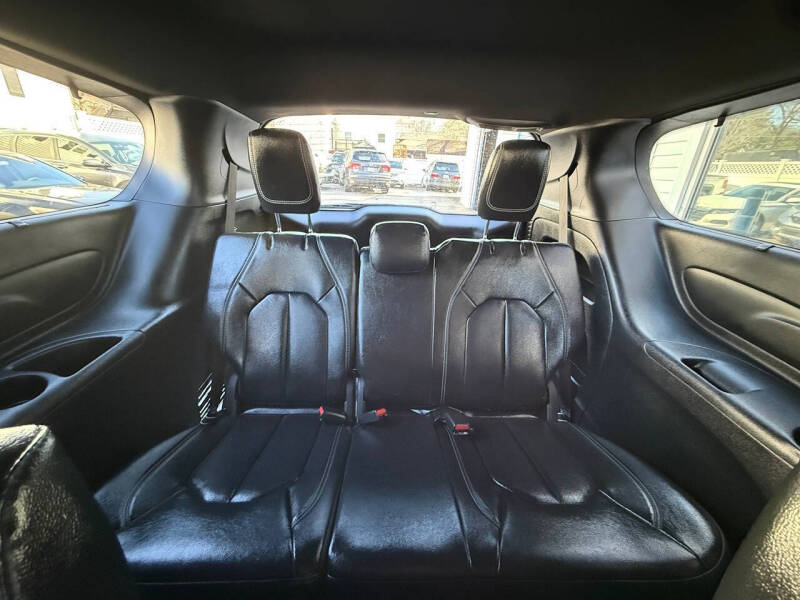 2019 Chrysler Pacifica Touring L