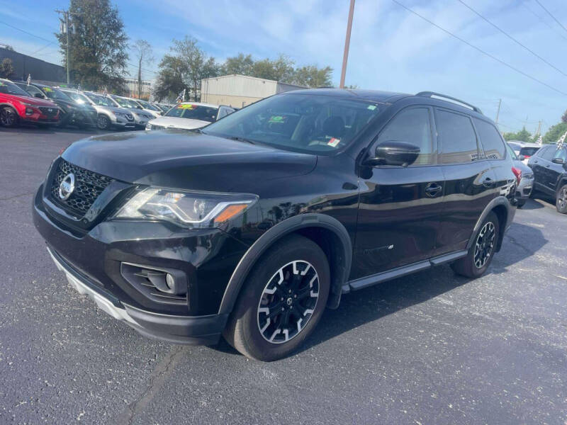 2020 Nissan Pathfinder SL