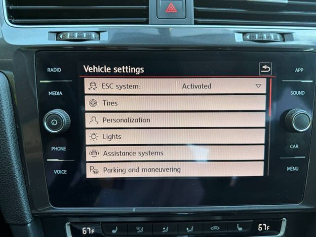 2019 Volkswagen e-Golf SE